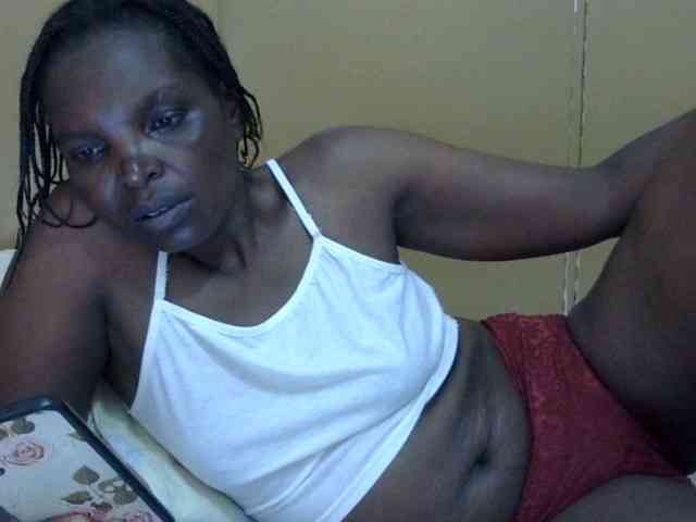 Sweet-mommy webcam