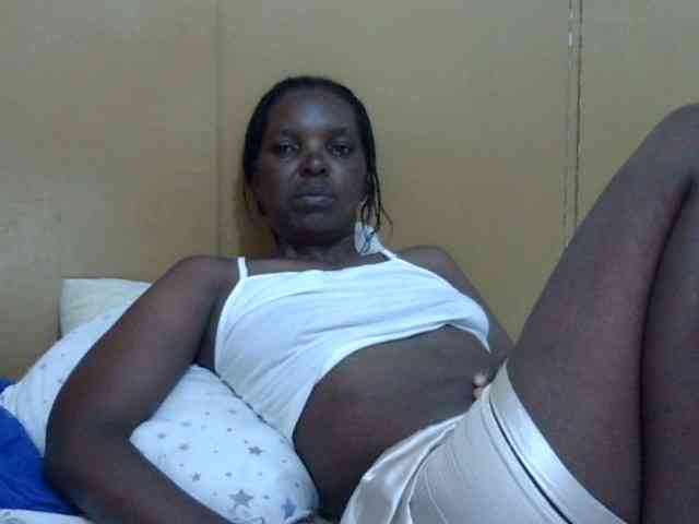 Sweet-mommy webcam
