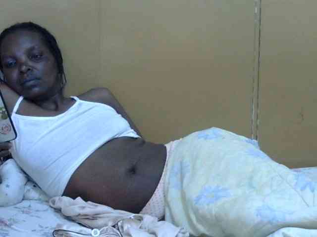 Sweet-mommy webcam