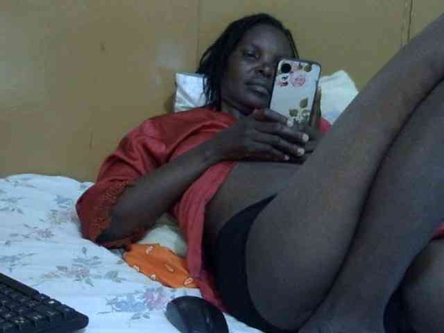 Sweet-mommy webcam