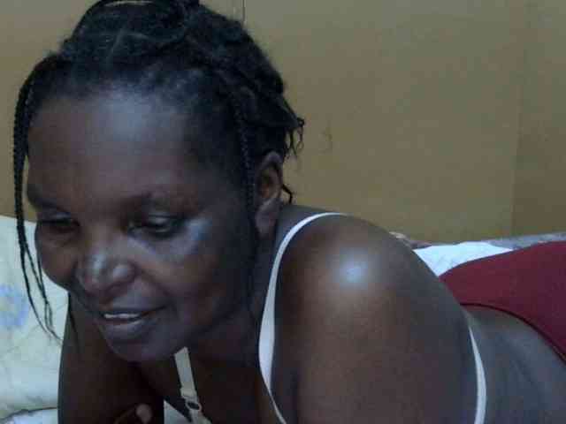 Sweet-mommy webcam