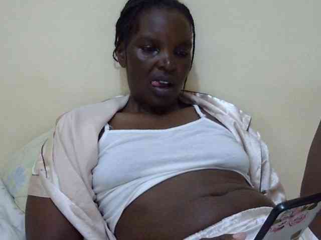 Sweet-mommy webcam