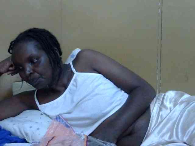Sweet-mommy webcam