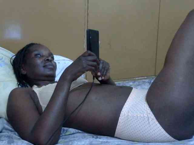 Sweet-mommy webcam