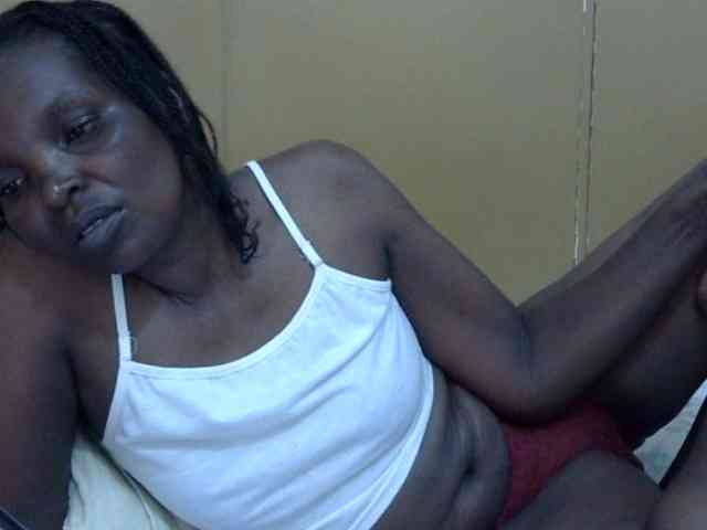 Sweet-mommy webcam