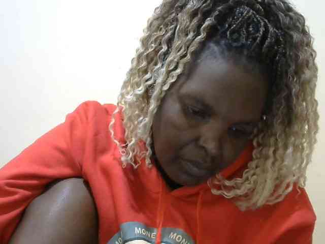 Sweet-mommy webcam