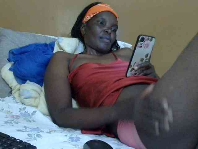 Sweet-mommy webcam