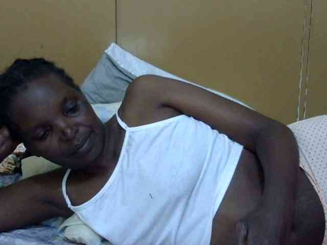 Sweet-mommy webcam