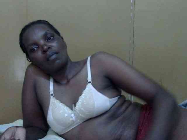 Sweet-mommy webcam
