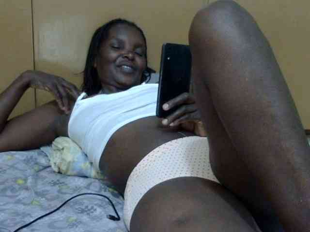 Sweet-mommy webcam