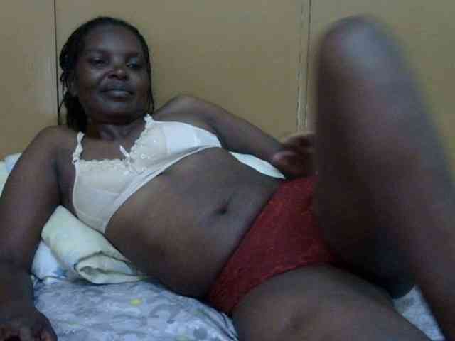 Sweet-mommy webcam