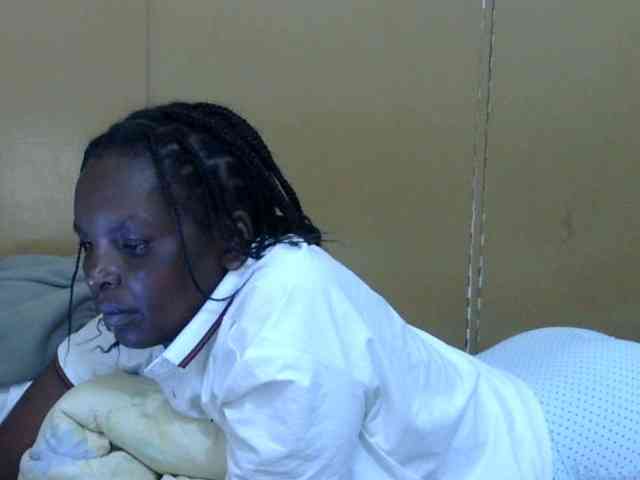 Sweet-mommy webcam