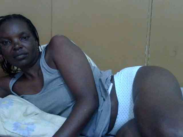 Sweet-mommy webcam