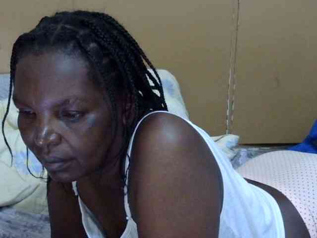 Sweet-mommy webcam