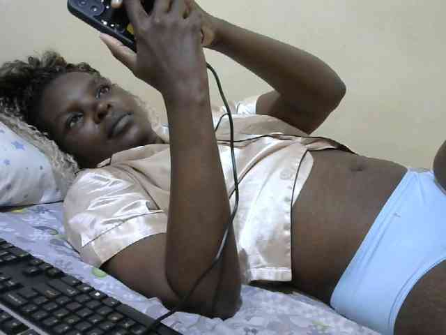 Sweet-mommy webcam