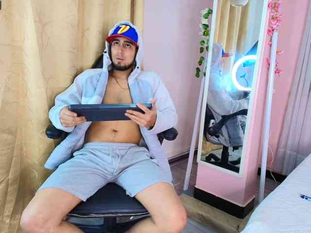 RockyMasterr