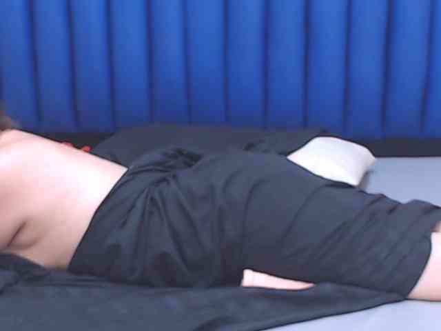 AlexaBenet webcam