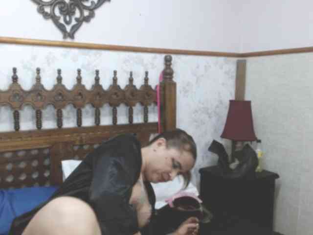 AlexaBenet webcam