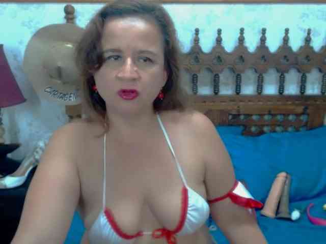 AlexaBenet webcam