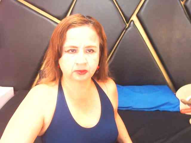 AlexaBenet webcam
