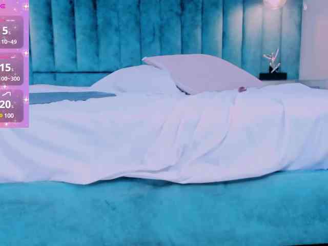 MelodyyJones webcam