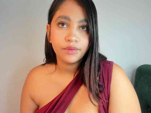 MelodyyJones webcam