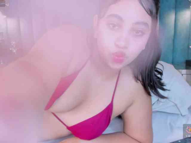MelodyyJones webcam