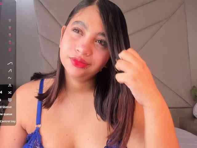 MelodyyJones webcam