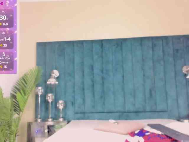 MelodyyJones webcam