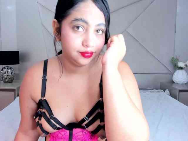 MelodyyJones webcam