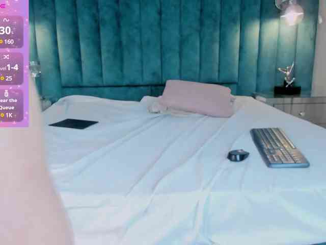 MelodyyJones webcam