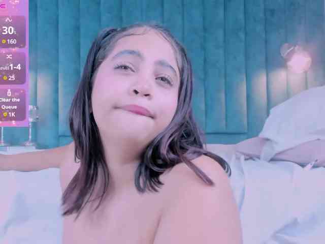 MelodyyJones webcam