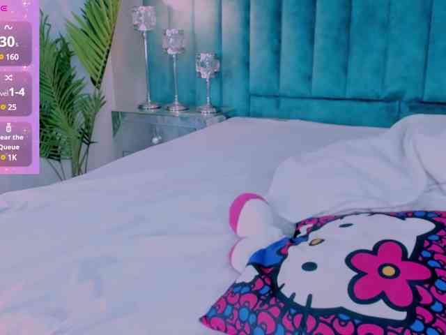MelodyyJones webcam