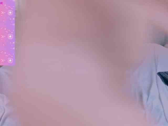 MelodyyJones webcam