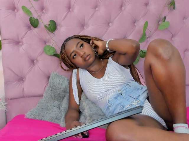 LeexiRosee from BongaCams