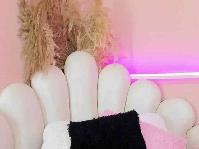LeexiRosee webcam