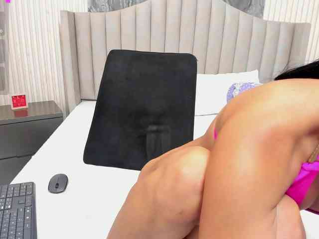 Veronika-Estrada webcam