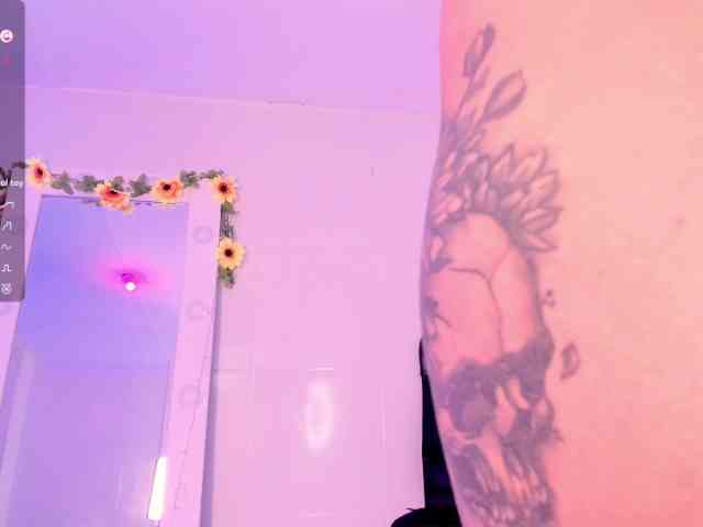 AlanaJohnson webcam