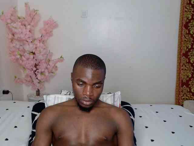 DreamIllusion Live Webcam on BongaCams