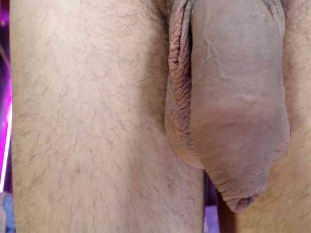 perfectbulge Live Webcam on BongaCams