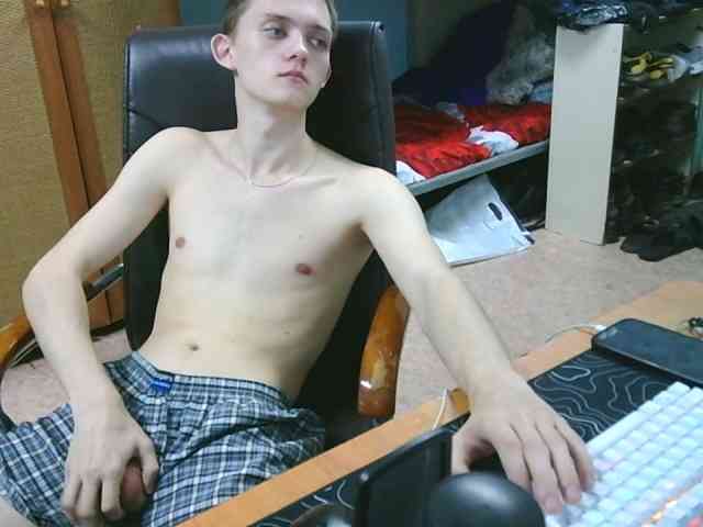 malenkii06 Live Webcam on BongaCams