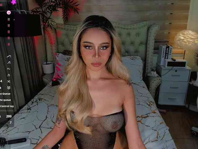 FinestGirlx Live Webcam on BongaCams