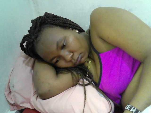 africanqueen2 webcam bongacams model stream image