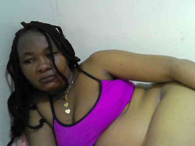 africanqueen2 Live Webcam on BongaCams