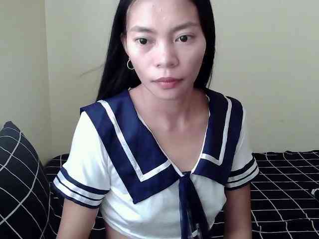 avapinay webcam
