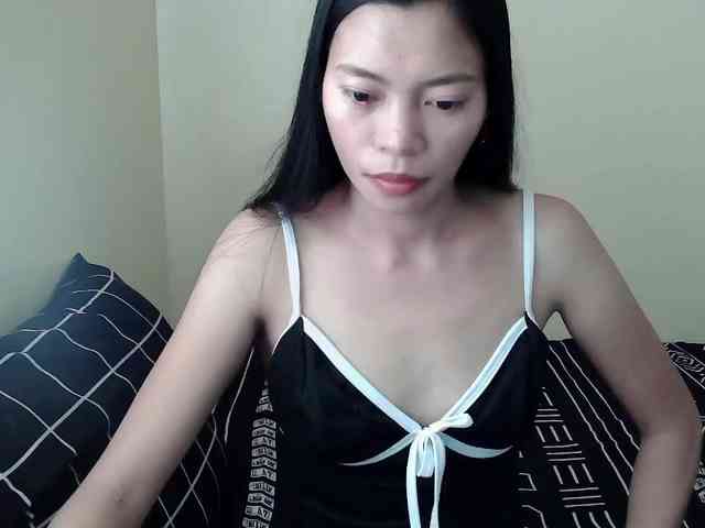 avapinay webcam