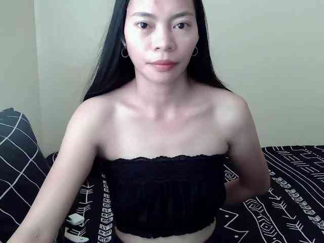 avapinay webcam