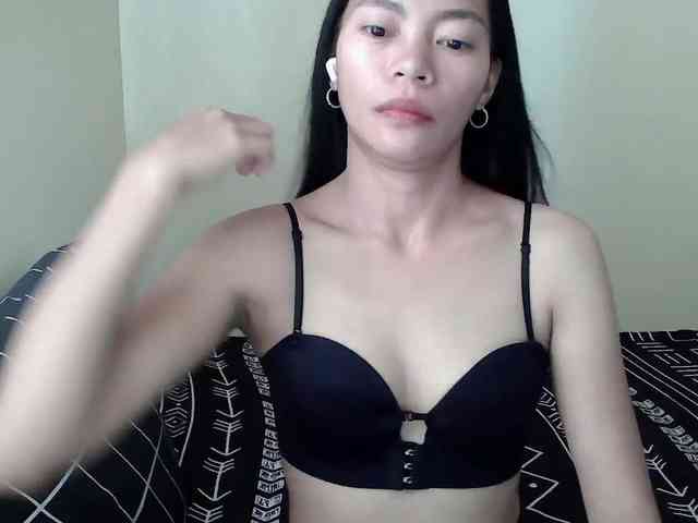 avapinay webcam