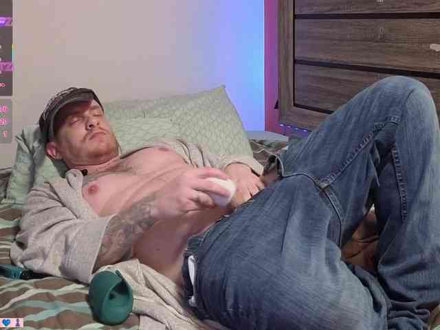 Hydro-BlastZ Live Webcam on BongaCams