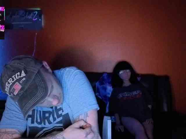 Hydro-BlastZ Live Webcam on BongaCams